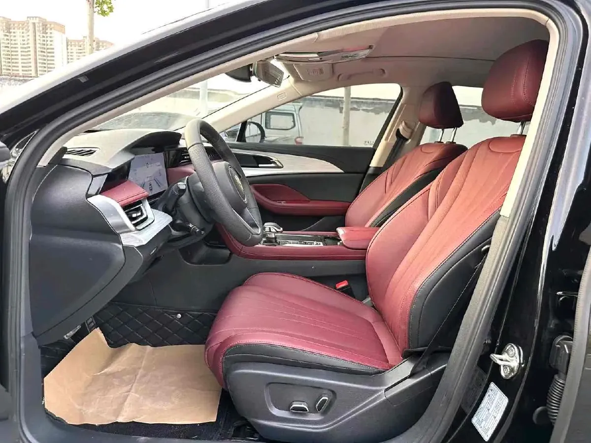 2025 HongQi H5 1.5T 169HP L4 7DCT,autocango,china used car exporter,china ev exporter,chinese used car exporter,chinese used ev exporter