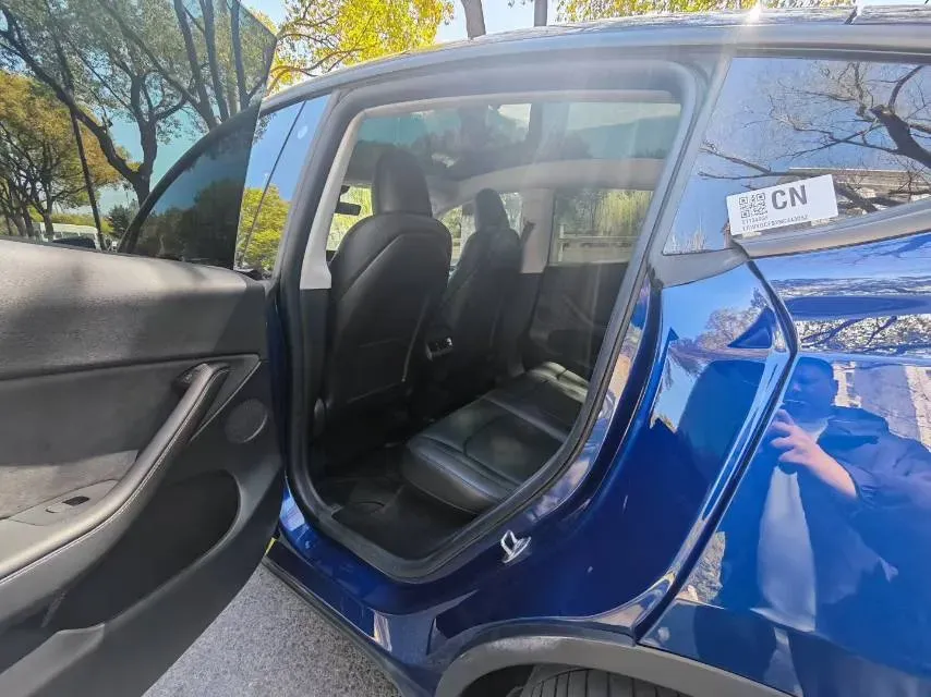 2022 Tesla Model Y BEV 60KWH,autocango,china used car exporter,china ev exporter,chinese used car exporter,chinese used ev exporter