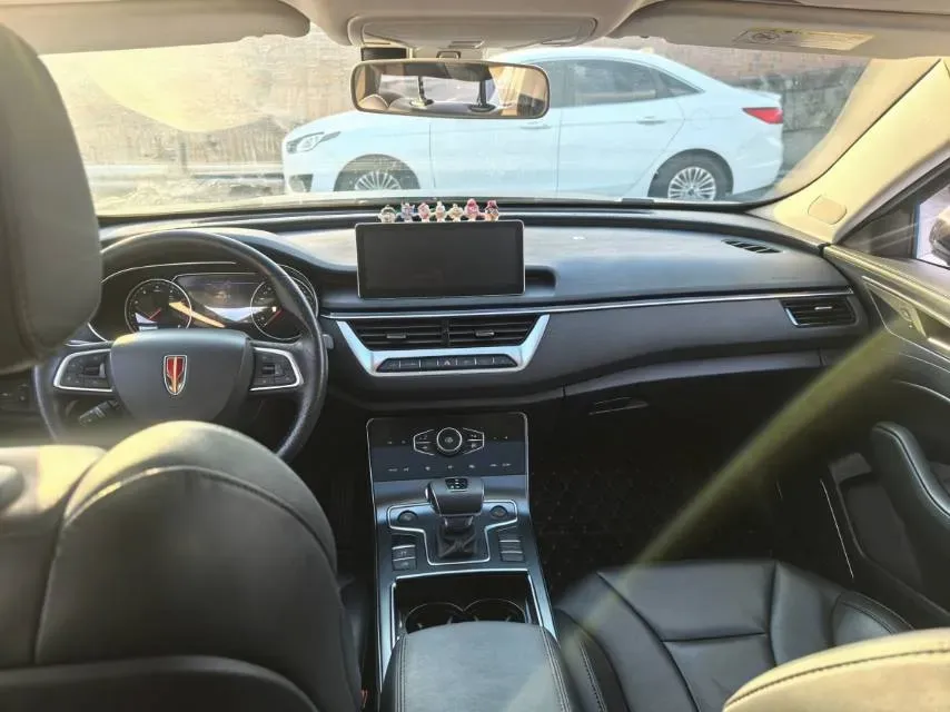 2020 HongQi H5 1.5T 169HP L4 7DCT,autocango,china used car exporter,china ev exporter,chinese used car exporter,chinese used ev exporter