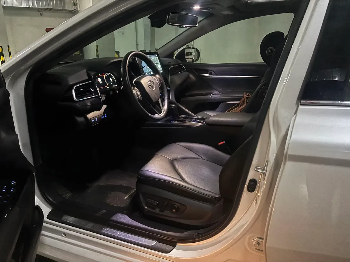 2021 Toyota Camry 2.5L 178HP L4 E-CVT Hybrid,autocango,china used car exporter,china ev exporter,chinese used car exporter,chinese used ev exporter