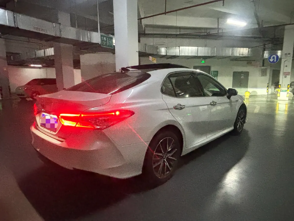 2021 Toyota Camry 2.5L 178HP L4 E-CVT Hybrid,autocango,china used car exporter,china ev exporter,chinese used car exporter,chinese used ev exporter