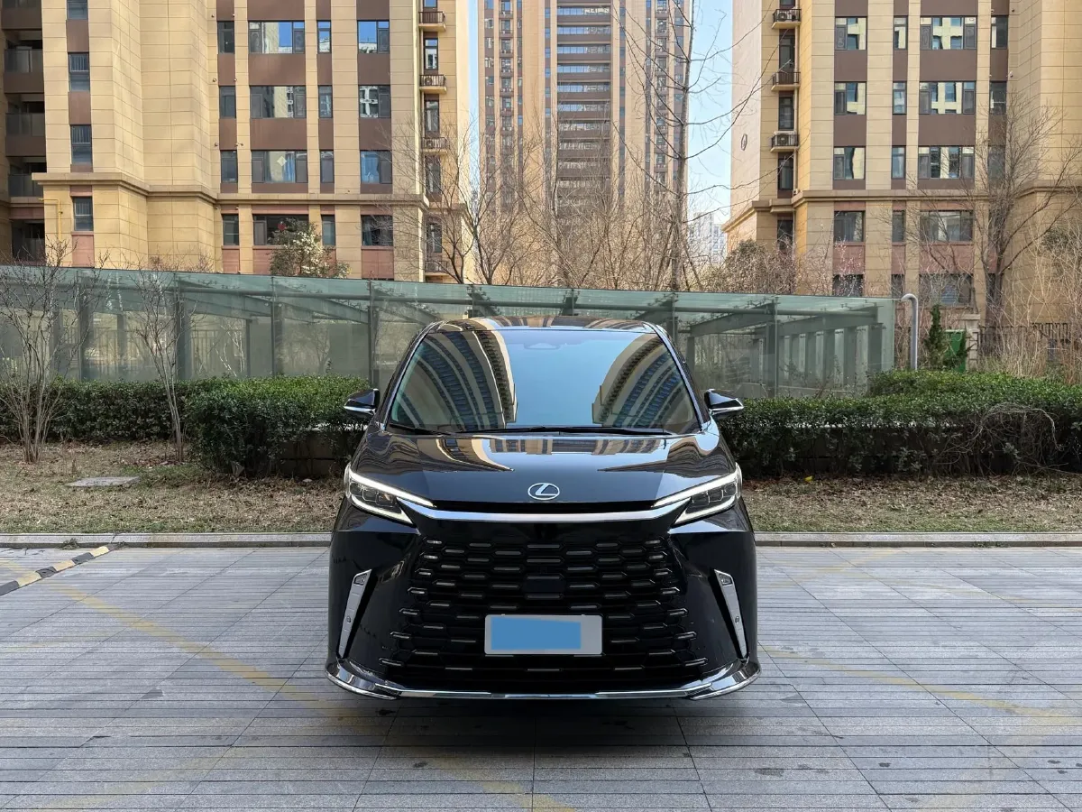 2023 Lexus LM 2.4T 271HP L4 6AT Hybrid,autocango,china used car exporter,china ev exporter,chinese used car exporter,chinese used ev exporter