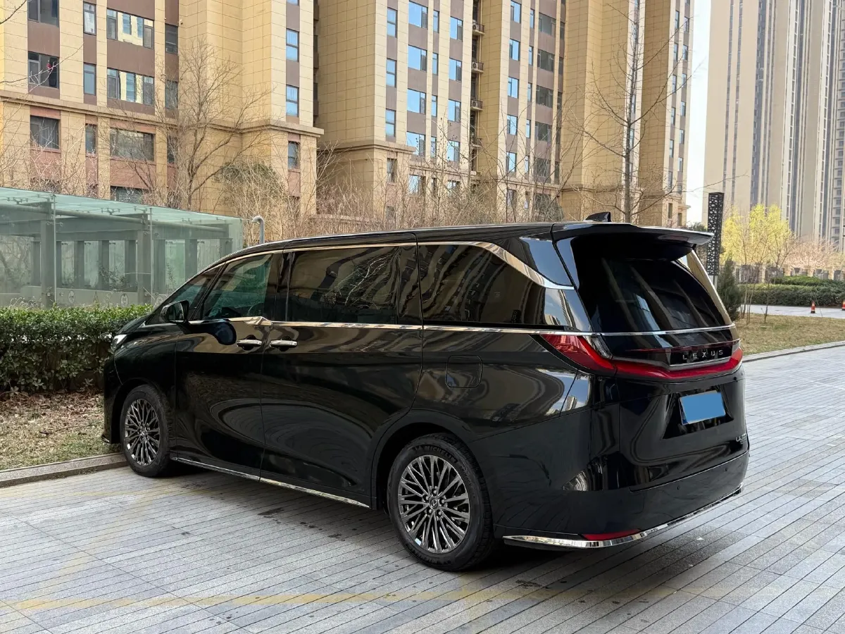 2023 Lexus LM 2.4T 271HP L4 6AT Hybrid,autocango,china used car exporter,china ev exporter,chinese used car exporter,chinese used ev exporter