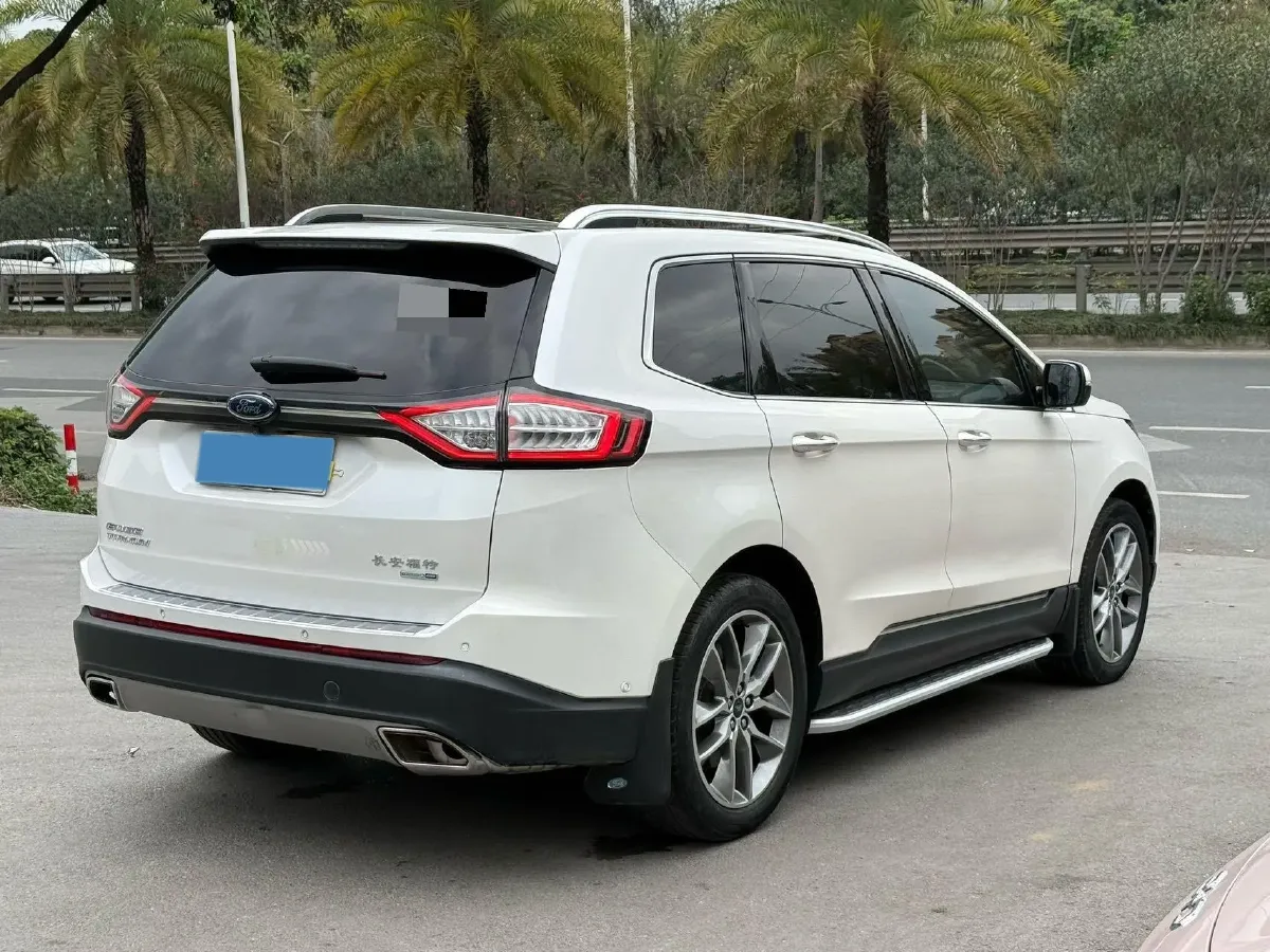 2018 Ford Edge 2.0T 245HP L4 6AT,autocango,china used car exporter,china ev exporter,chinese used car exporter,chinese used ev exporter