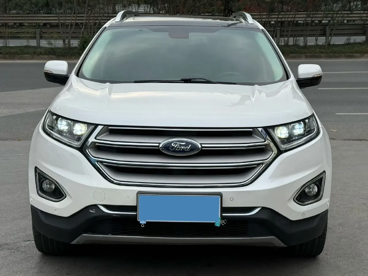 2018 Ford Edge 2.0T 245HP L4 6AT,autocango,china used car exporter,china ev exporter,chinese used car exporter,chinese used ev exporter