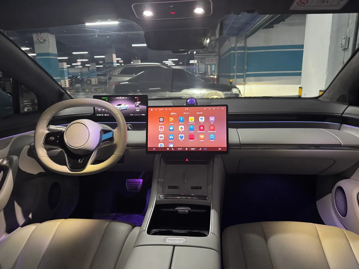 2025 Luxeed S7 BEV 100KWH,autocango,china used car exporter,china ev exporter,chinese used car exporter,chinese used ev exporter