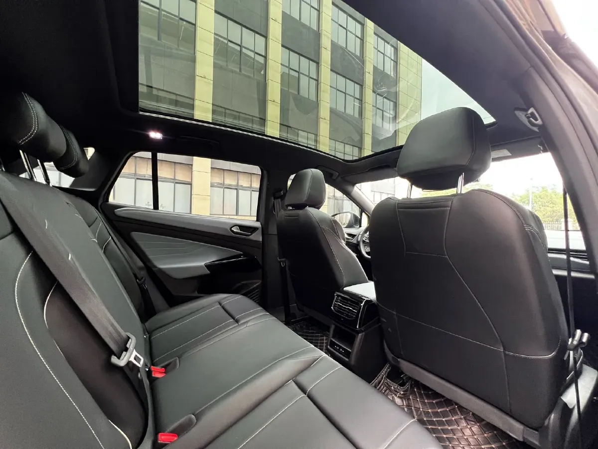 2023 Volkswagen ID.4 X BEV 52.8KWH,autocango,china used car exporter,china ev exporter,chinese used car exporter,chinese used ev exporter