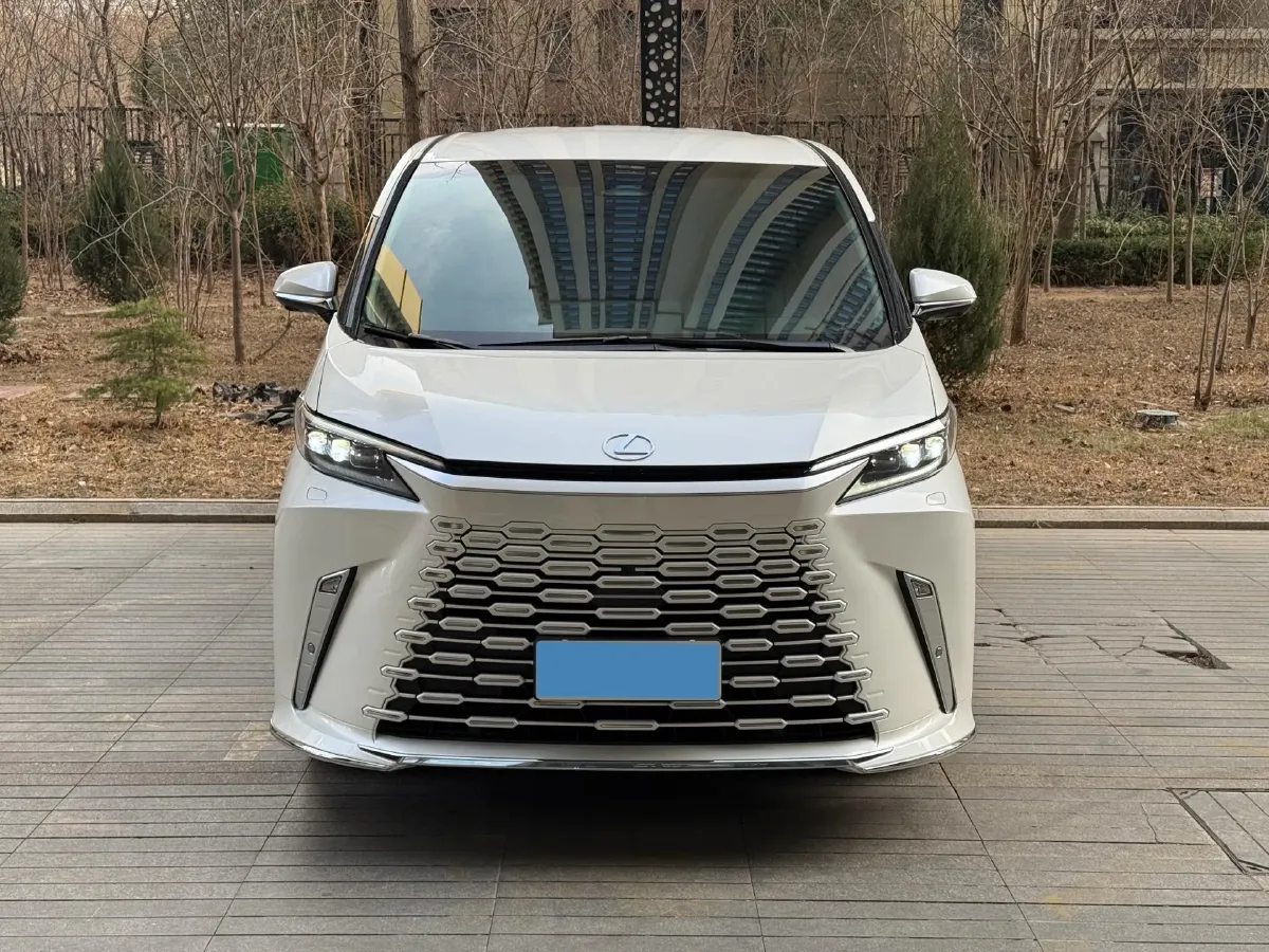 2023 Lexus LM 2.4T 271HP L4 6AT Hybrid,autocango,china used car exporter,china ev exporter,chinese used car exporter,chinese used ev exporter