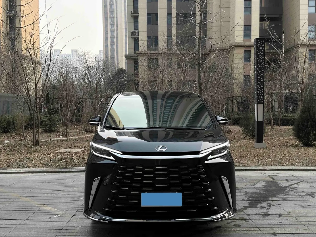 2023 Lexus LM 2.5L 190HP L4 E-CVT Hybrid,autocango,china used car exporter,china ev exporter,chinese used car exporter,chinese used ev exporter