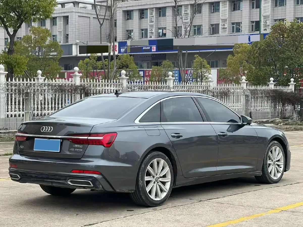 2020 Audi A6L 2.0T 224HP L4 7DCT,autocango,china used car exporter,china ev exporter,chinese used car exporter,chinese used ev exporter
