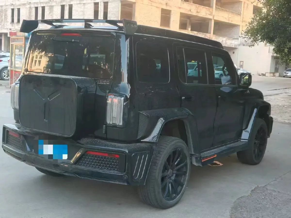 2023 Cyberspace 300 2.0T 227HP L4 8AT,autocango,china used car exporter,china ev exporter,chinese used car exporter,chinese used ev exporter