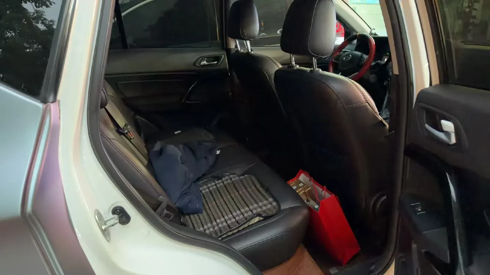 2018 GAC Trumpchi GS4 1.5T 152HP L4 6AT,autocango,china used car exporter,china ev exporter,chinese used car exporter,chinese used ev exporter