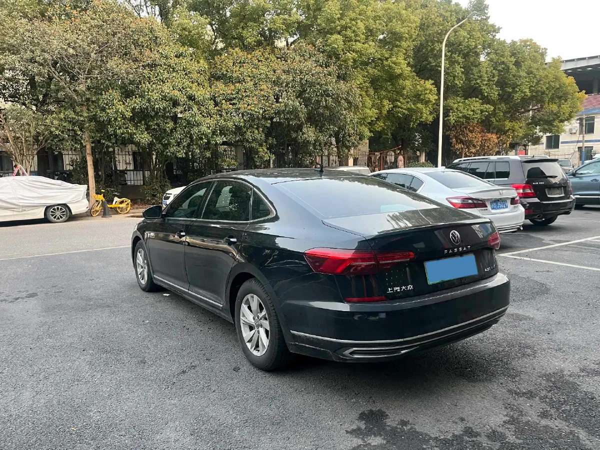 2021 Volkswagen Passat 2.0T 186HP L4 7DCT,autocango,china used car exporter,china ev exporter,chinese used car exporter,chinese used ev exporter