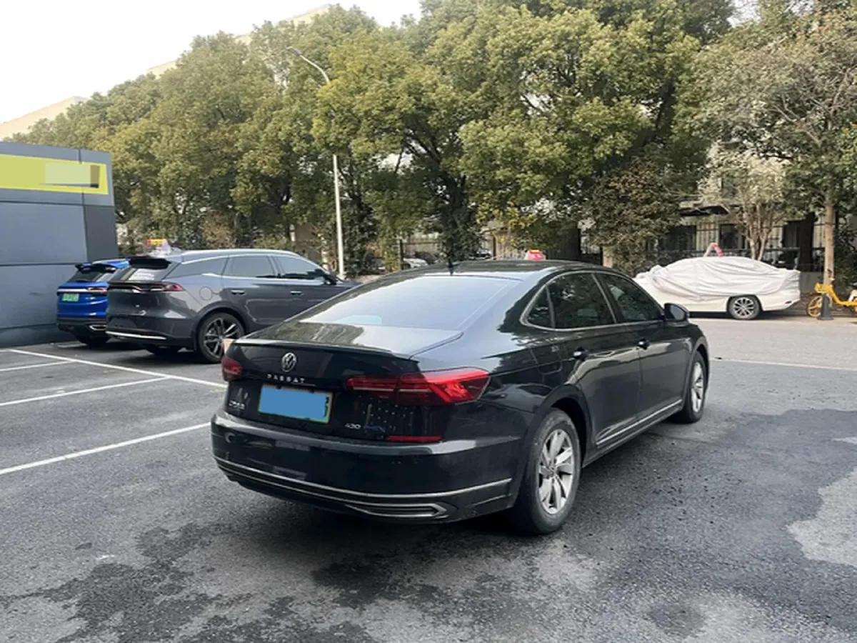 2021 Volkswagen Passat 2.0T 186HP L4 7DCT,autocango,china used car exporter,china ev exporter,chinese used car exporter,chinese used ev exporter