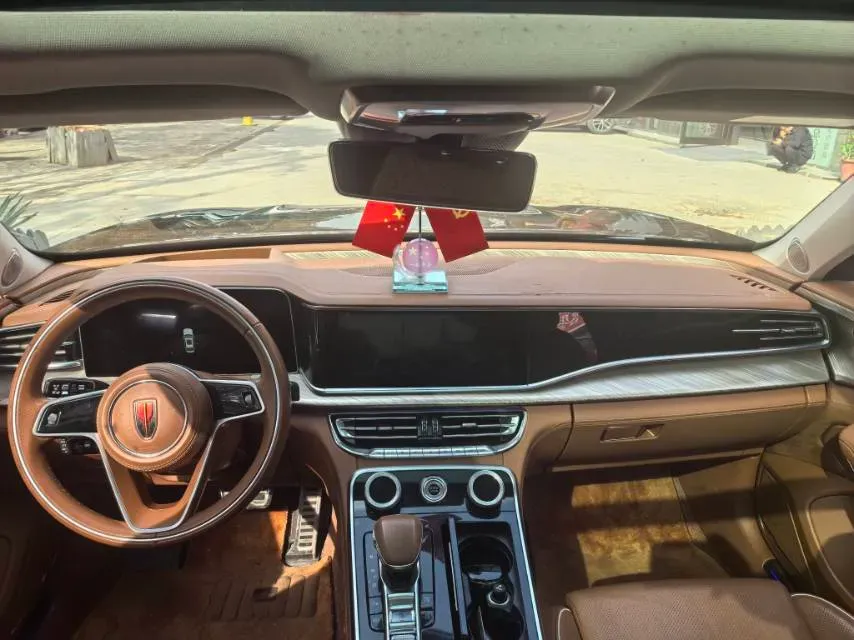 2020 HongQi H9 2.0T 252HP L4 7DCT,autocango,china used car exporter,china ev exporter,chinese used car exporter,chinese used ev exporter