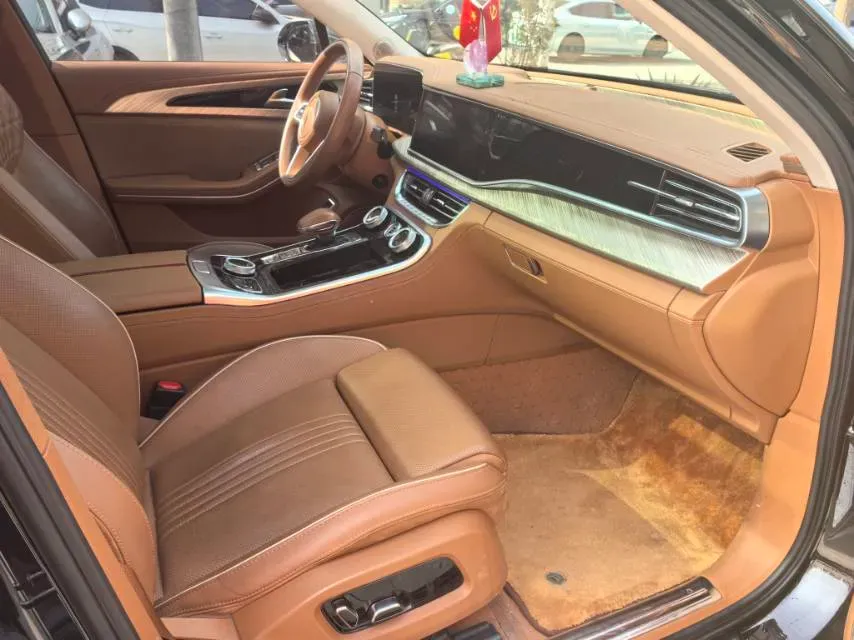 2020 HongQi H9 2.0T 252HP L4 7DCT,autocango,china used car exporter,china ev exporter,chinese used car exporter,chinese used ev exporter