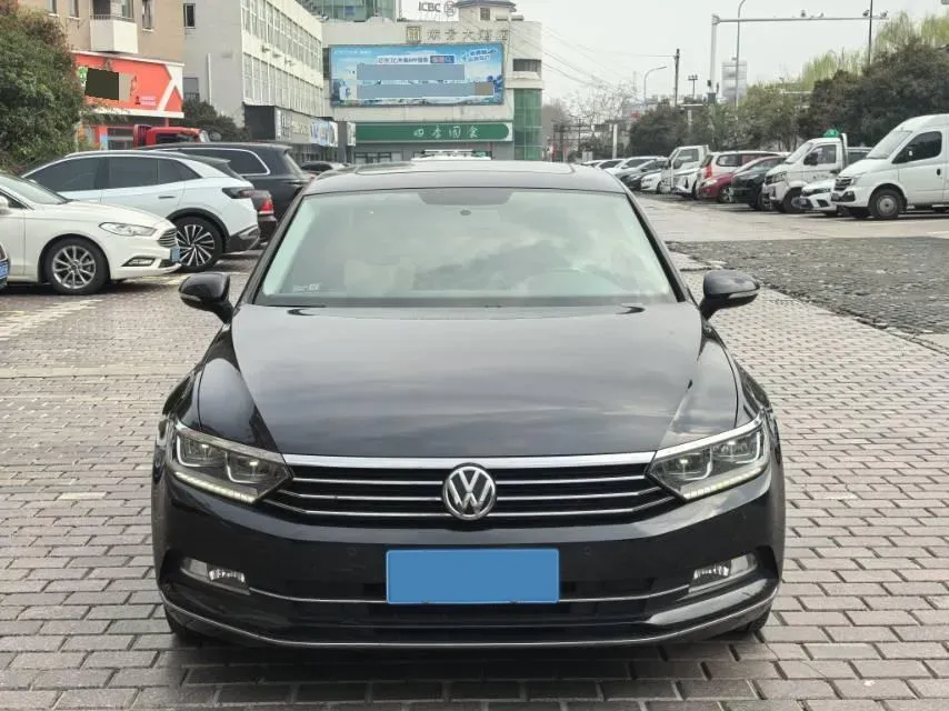 2019 Chevrolet Malibu XL 2.0T 241HP L4 9AT,autocango,china used car exporter,china ev exporter,chinese used car exporter,chinese used ev exporter