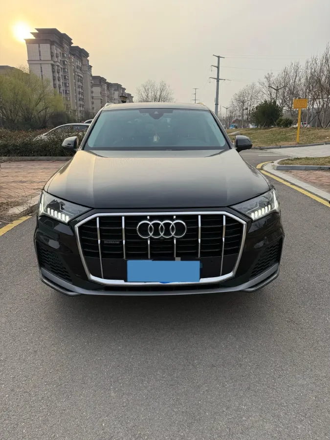 2023 Audi Q7 3.0T 340HP V6 8AT,autocango,china used car exporter,china ev exporter,chinese used car exporter,chinese used ev exporter