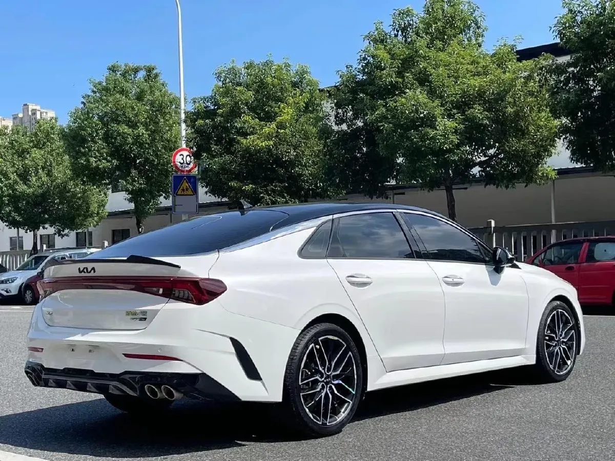 2021 Toyota Camry 2.0L 178HP L4 CVT,autocango,china used car exporter,china ev exporter,chinese used car exporter,chinese used ev exporter
