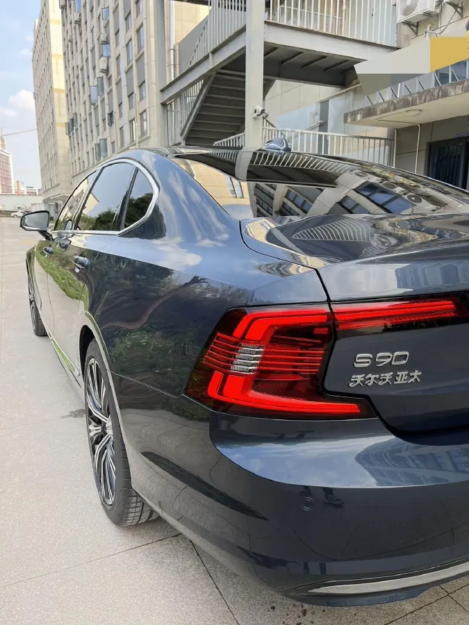 2024 Volvo S90 2.0T 250HP L4 8AT,autocango,china used car exporter,china ev exporter,chinese used car exporter,chinese used ev exporter