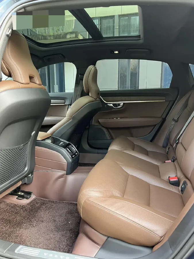 2024 Volvo S90 2.0T 250HP L4 8AT,autocango,china used car exporter,china ev exporter,chinese used car exporter,chinese used ev exporter