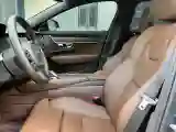 2024 Volvo S90 2.0T 250HP L4 8AT