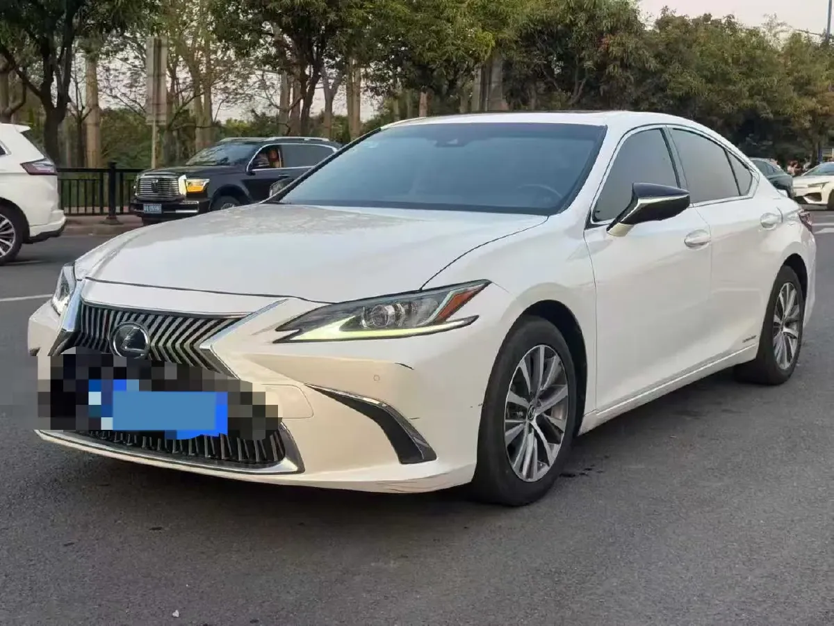 2020 Lexus ES 2.5L 178HP L4 E-CVT Hybrid,autocango,china used car exporter,china ev exporter,chinese used car exporter,chinese used ev exporter
