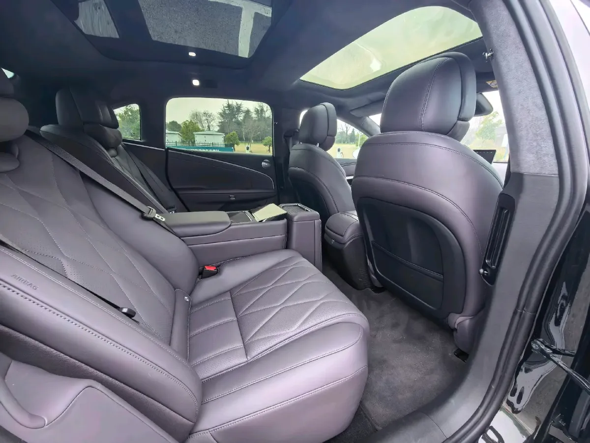 2026 Subaru Forester 2.5L 166HP H4 CVT,autocango,china used car exporter,china ev exporter,chinese used car exporter,chinese used ev exporter