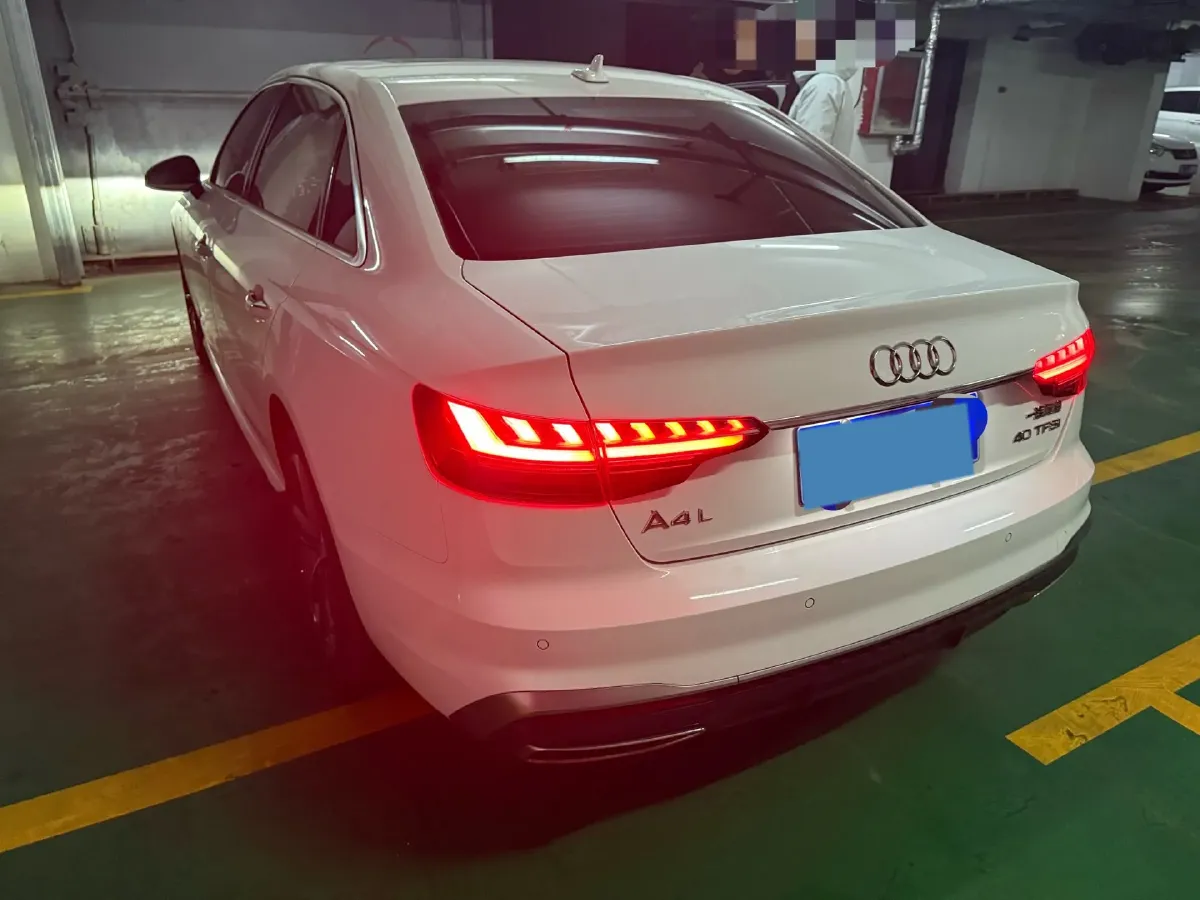 2020 Audi A4L 2.0T 190HP L4 7DCT,autocango,china used car exporter,china ev exporter,chinese used car exporter,chinese used ev exporter