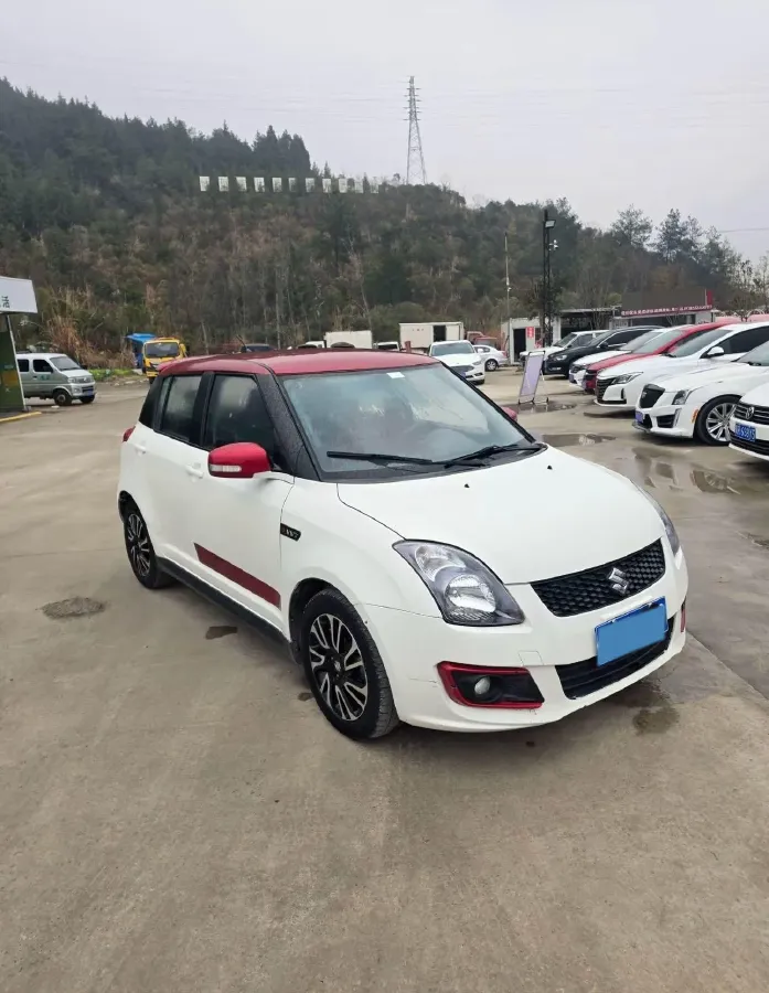 2015 Suzuki Swift 1.5L 103HP L4 4AT,autocango,china used car exporter,china ev exporter,chinese used car exporter,chinese used ev exporter