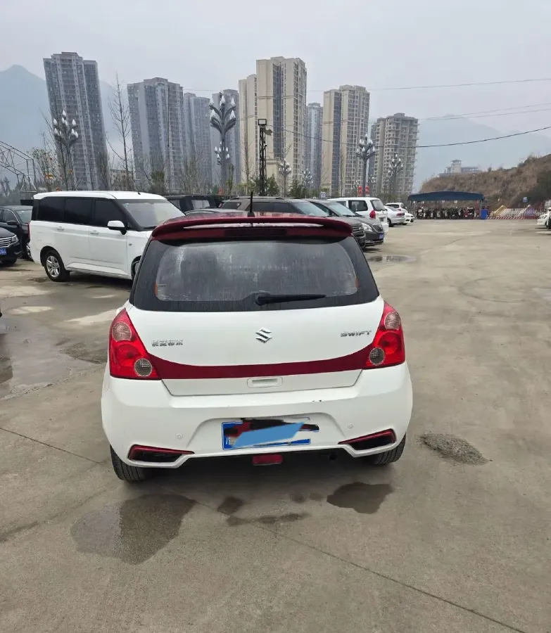 2015 Suzuki Swift 1.5L 103HP L4 4AT,autocango,china used car exporter,china ev exporter,chinese used car exporter,chinese used ev exporter
