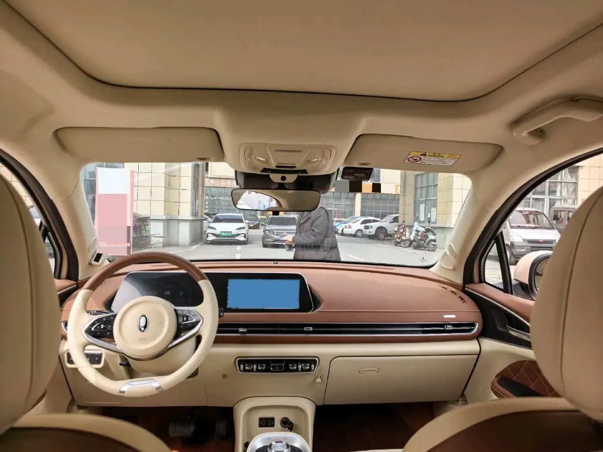 2022 ChangAn Oshan X7 Plus 1.5T 188HP L4 7DCT,autocango,china used car exporter,china ev exporter,chinese used car exporter,chinese used ev exporter