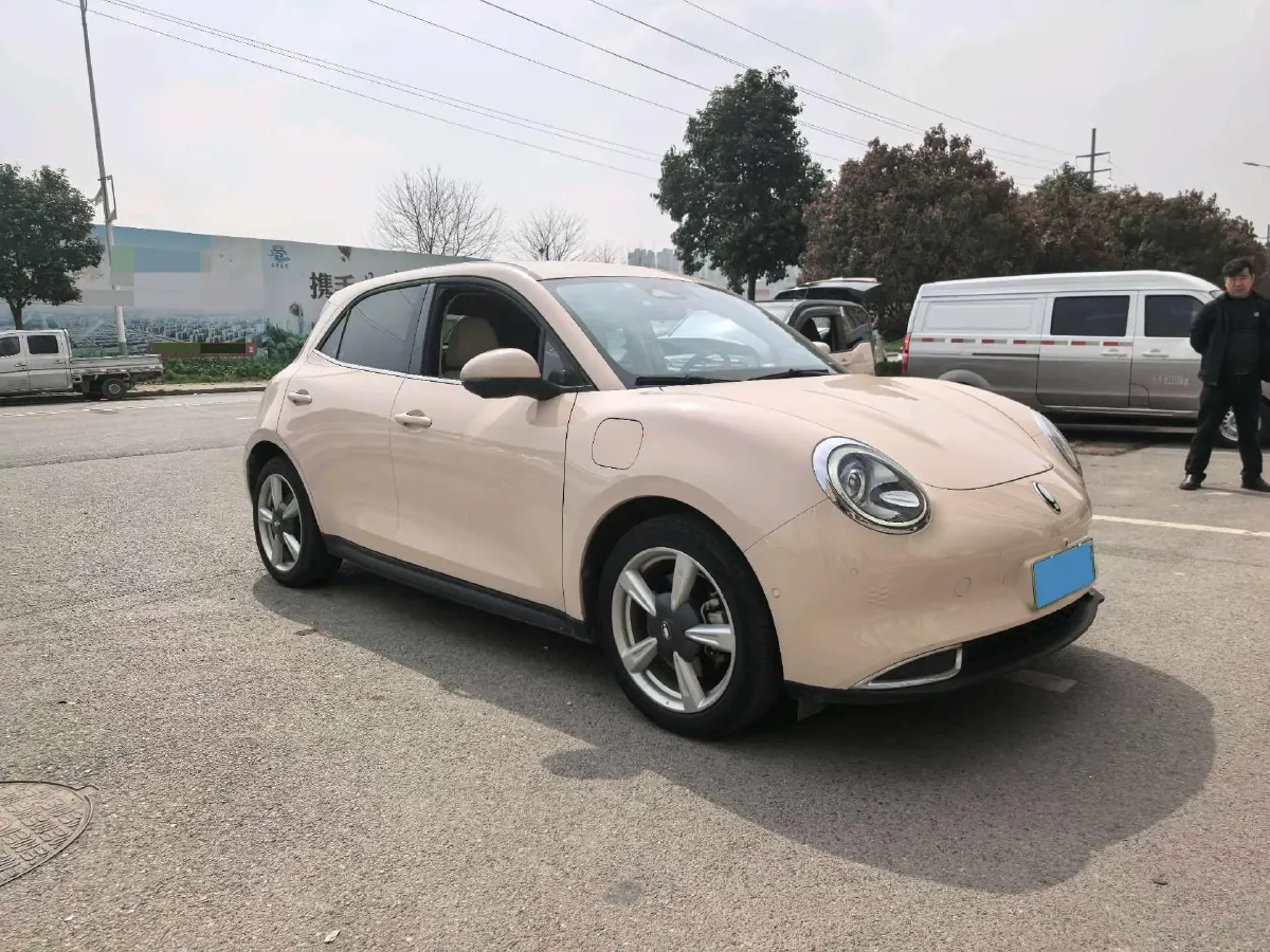 2022 ChangAn Oshan X7 Plus 1.5T 188HP L4 7DCT,autocango,china used car exporter,china ev exporter,chinese used car exporter,chinese used ev exporter