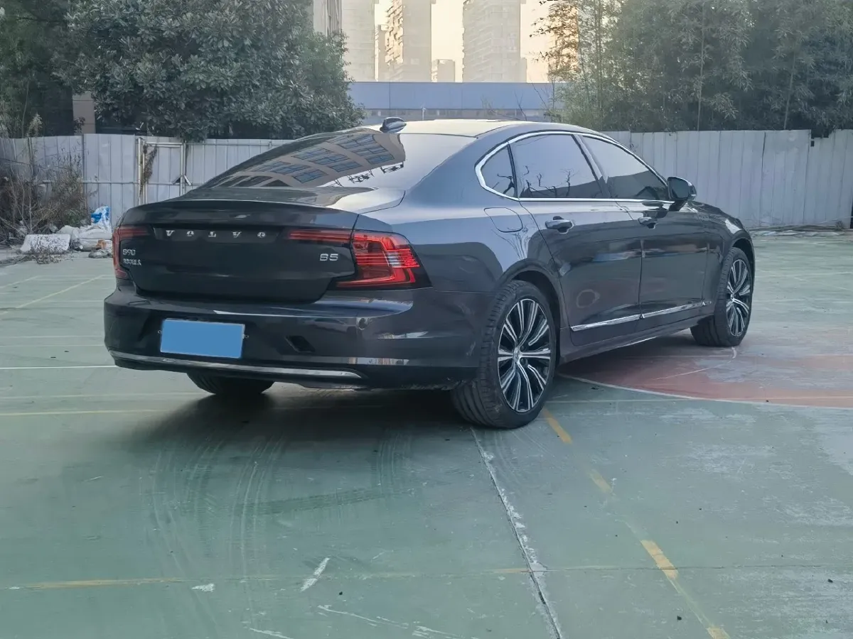 2024 Volvo S90 2.0T 250HP L4 8AT,autocango,china used car exporter,china ev exporter,chinese used car exporter,chinese used ev exporter