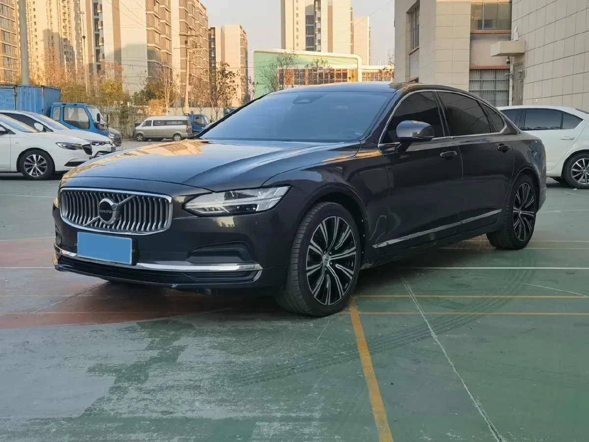 2024 Volvo S90 2.0T 250HP L4 8AT,autocango,china used car exporter,china ev exporter,chinese used car exporter,chinese used ev exporter