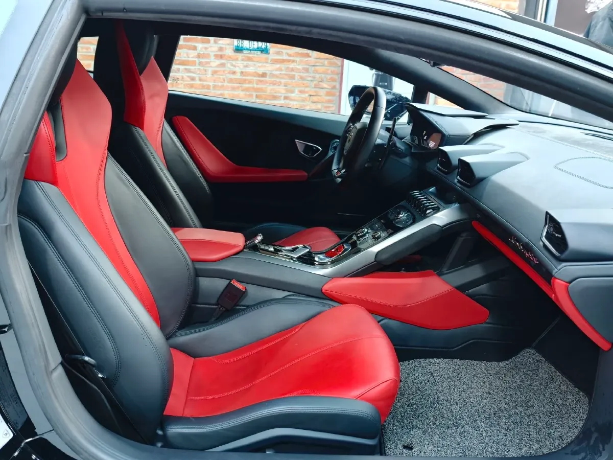 2016 Lamborghini Huracán 5.2L 580HP V10 7DCT,autocango,china used car exporter,china ev exporter,chinese used car exporter,chinese used ev exporter