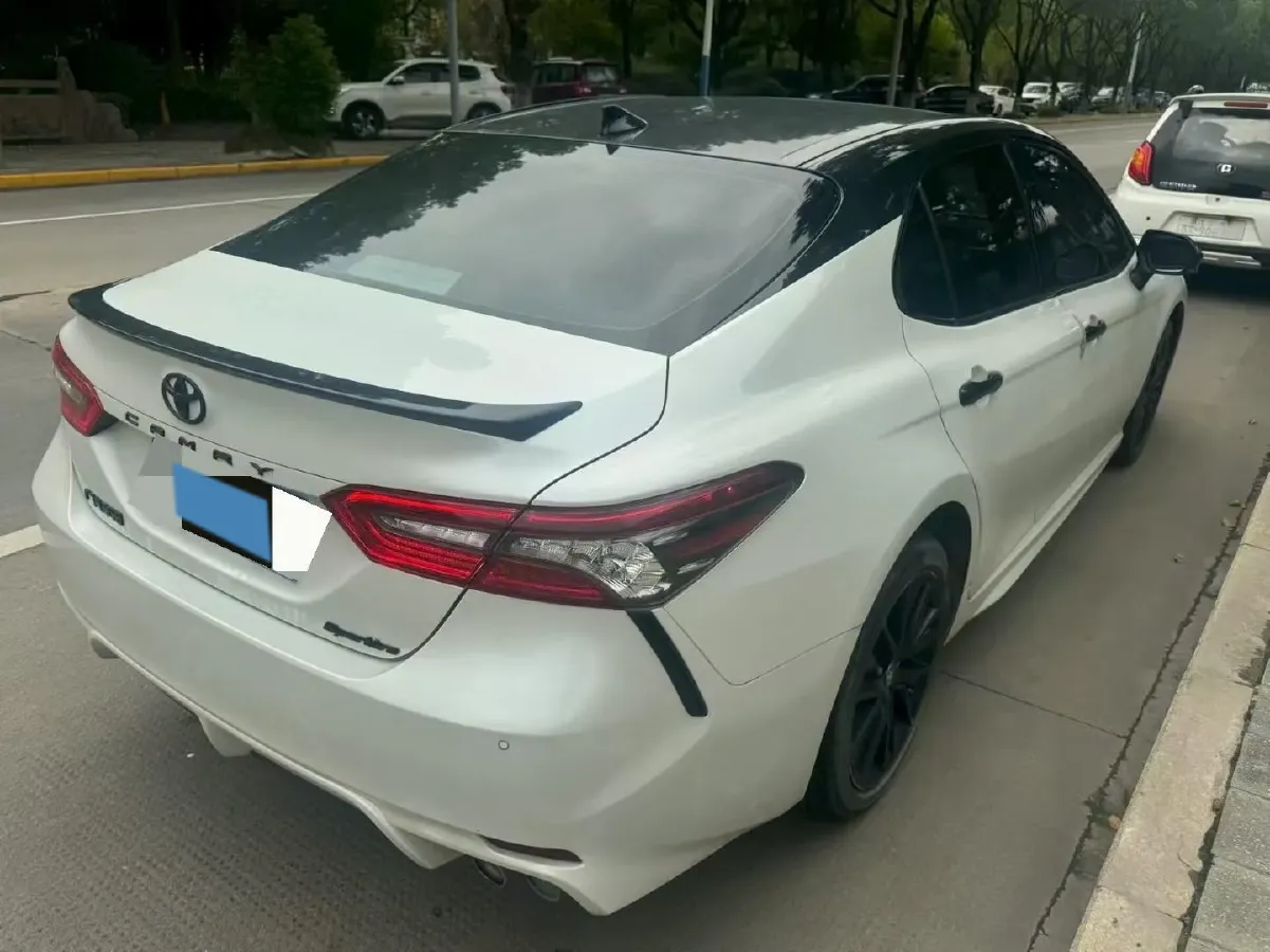 2021 Toyota Camry 2.5L 209HP L4 8AT,autocango,china used car exporter,china ev exporter,chinese used car exporter,chinese used ev exporter