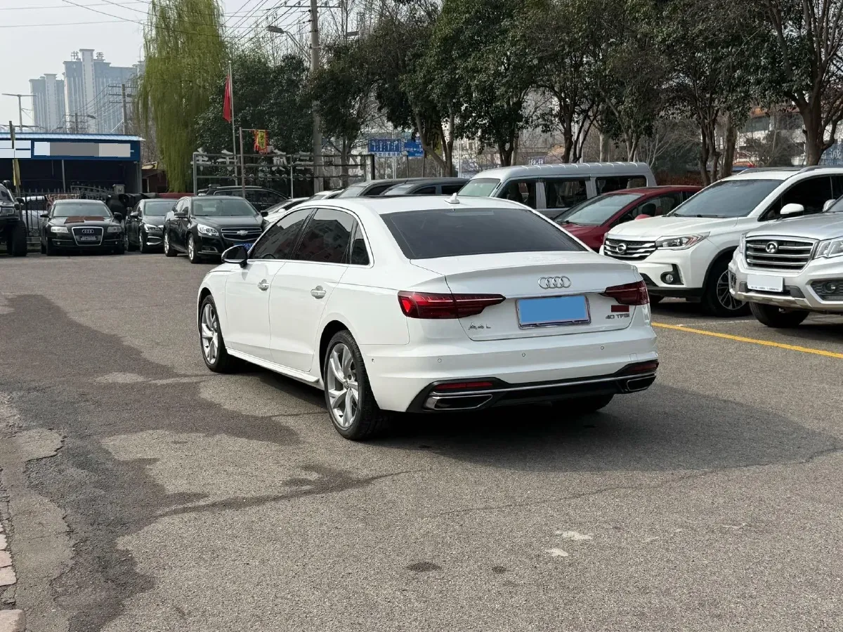 2020 Audi A4L 2.0T 190HP L4 7DCT,autocango,china used car exporter,china ev exporter,chinese used car exporter,chinese used ev exporter