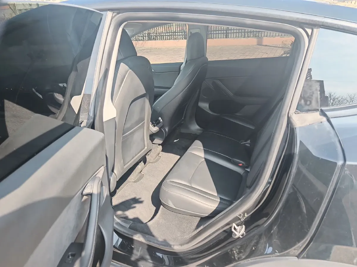 2022 Tesla Model Y BEV 60KWH,autocango,china used car exporter,china ev exporter,chinese used car exporter,chinese used ev exporter