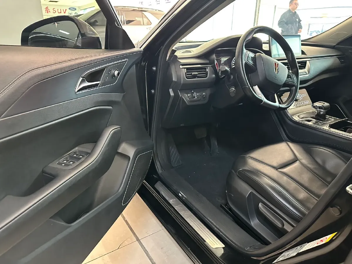 2020 HongQi H5 1.5T 169HP L4 7DCT,autocango,china used car exporter,china ev exporter,chinese used car exporter,chinese used ev exporter