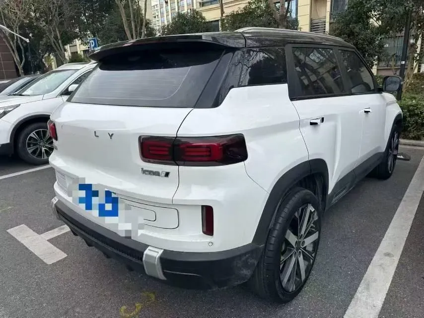 2023 Geely ICON 1.5T 181HP L4 7DCT,autocango,china used car exporter,china ev exporter,chinese used car exporter,chinese used ev exporter