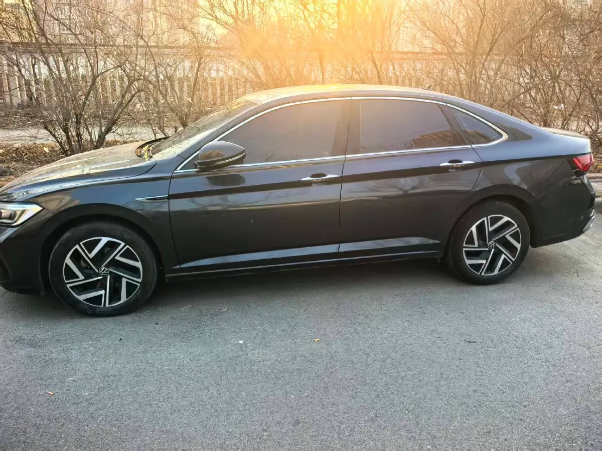 2023 Volkswagen Sagitar 1.5T 160HP L4 7DCT,autocango,china used car exporter,china ev exporter,chinese used car exporter,chinese used ev exporter