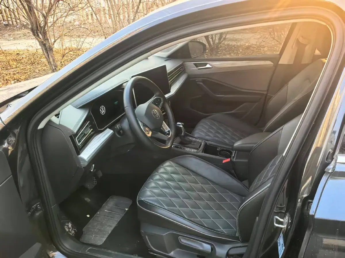 2023 Volkswagen Sagitar 1.5T 160HP L4 7DCT,autocango,china used car exporter,china ev exporter,chinese used car exporter,chinese used ev exporter