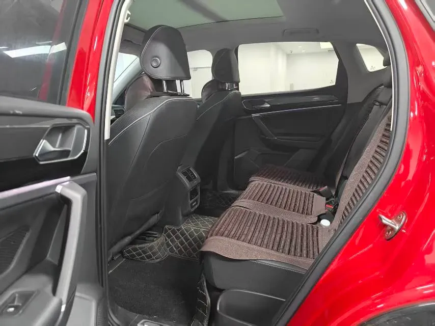 2020 Volkswagen Tayron X 2.0T 186HP L4 7DCT,autocango,china used car exporter,china ev exporter,chinese used car exporter,chinese used ev exporter