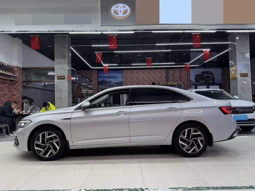 2023 Volkswagen Sagitar 1.4T 150HP L4 7DCT,autocango,china used car exporter,china ev exporter,chinese used car exporter,chinese used ev exporter