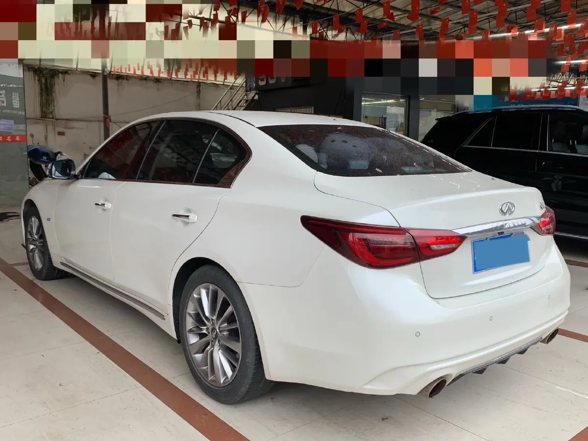 2018 Jeep Grand Commander 2.0T 265HP L4 9AT,autocango,china used car exporter,china ev exporter,chinese used car exporter,chinese used ev exporter