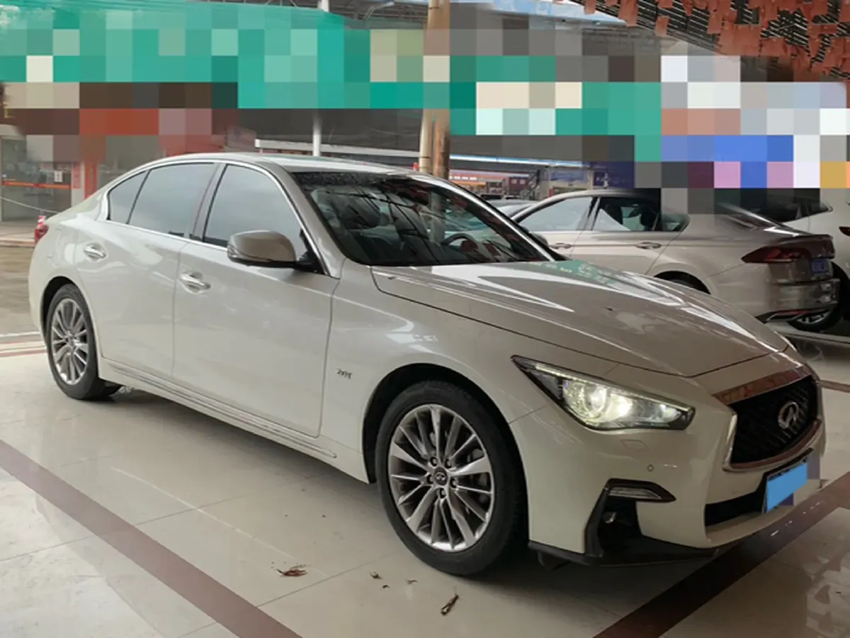 2018 Jeep Grand Commander 2.0T 265HP L4 9AT,autocango,china used car exporter,china ev exporter,chinese used car exporter,chinese used ev exporter