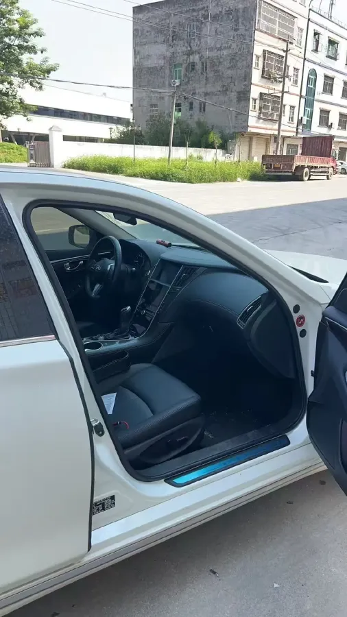 2021 Infiniti Q50L 2.0T 211HP L4 7AT,autocango,china used car exporter,china ev exporter,chinese used car exporter,chinese used ev exporter