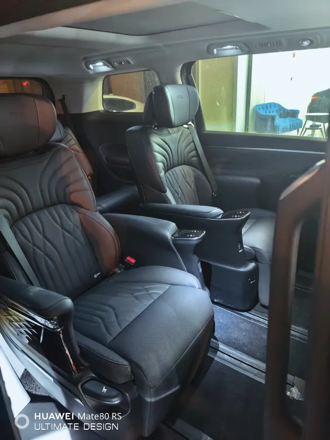 2024 GAC Trumpchi M8 2.0T 252HP L4 8AT,autocango,china used car exporter,china ev exporter,chinese used car exporter,chinese used ev exporter