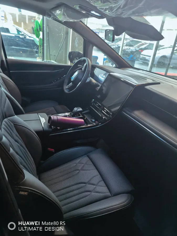 2024 GAC Trumpchi M8 2.0T 252HP L4 8AT,autocango,china used car exporter,china ev exporter,chinese used car exporter,chinese used ev exporter